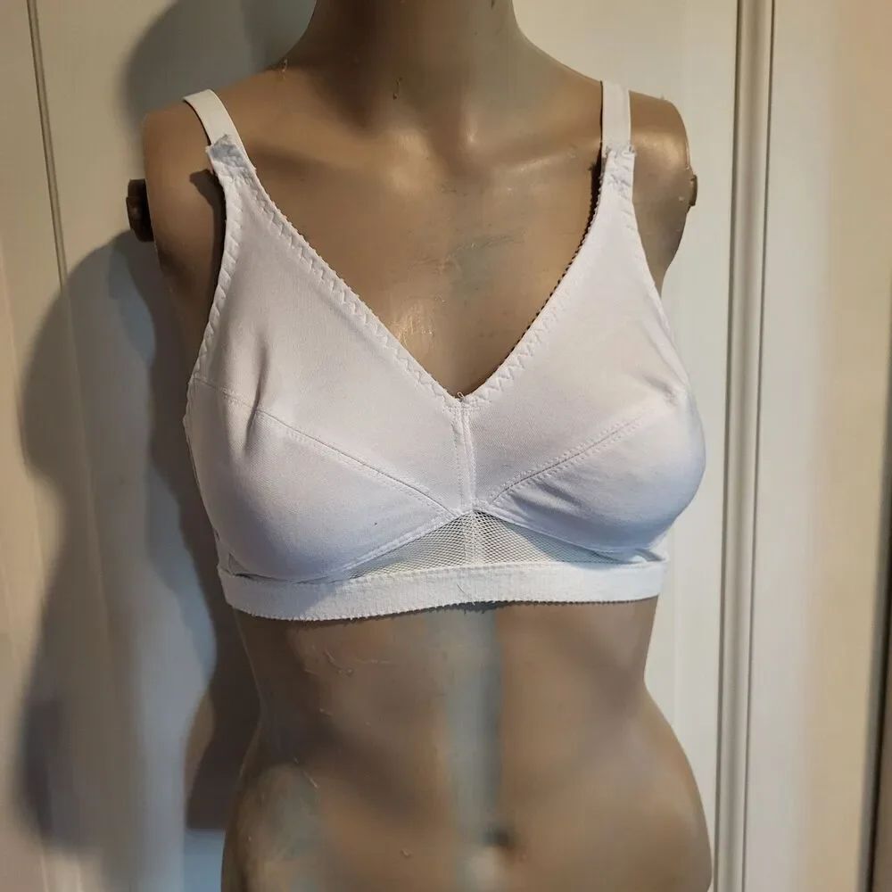 36B VTG 70s Nylon Bra Double Knit Comfort Stretch Exquisite Form